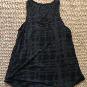 Black Design Lululemon Tank Top